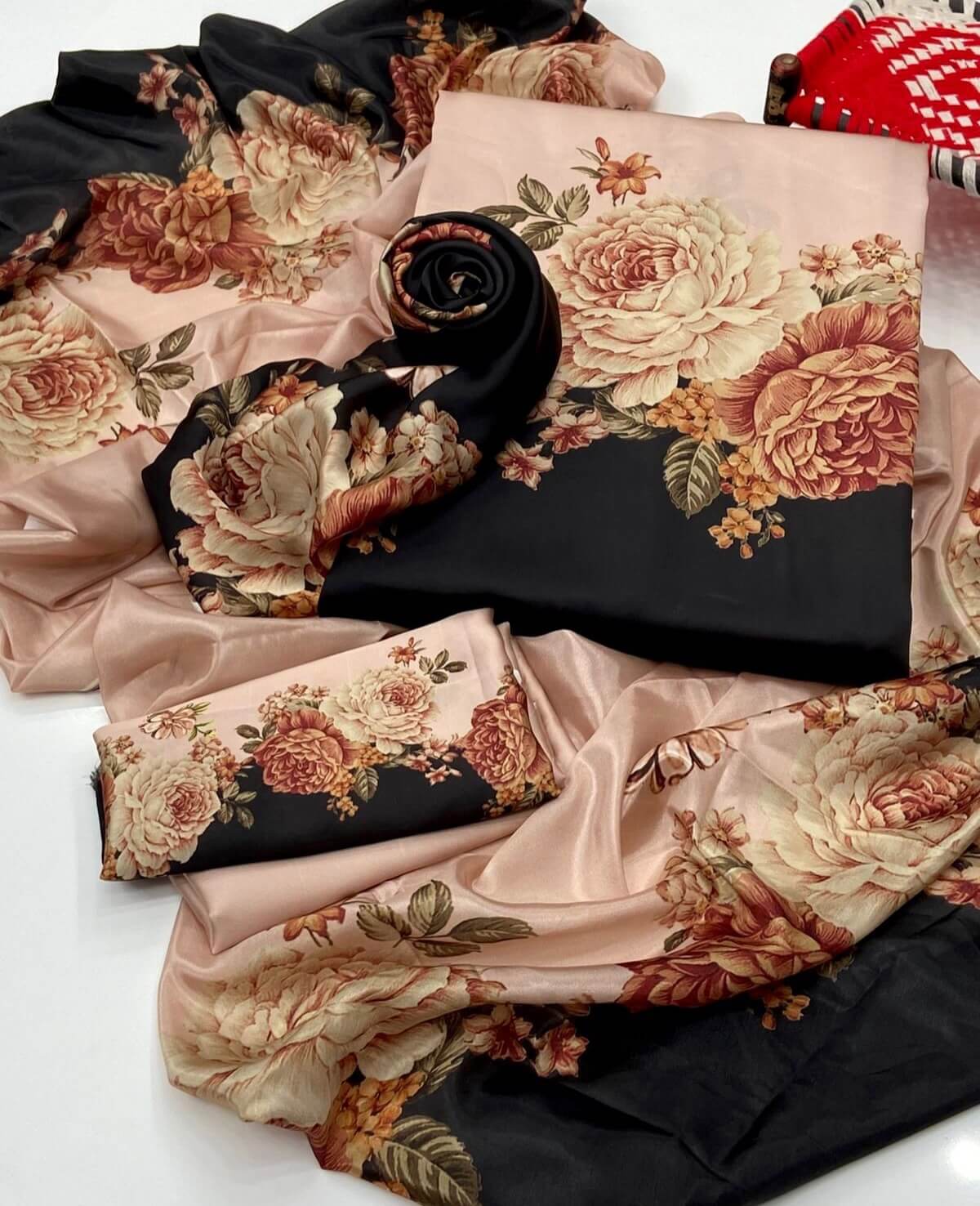 Premium Swiss Lawn Floral Printed Co-ord Set with Dupatta – Blush Pink & Black Unstitched