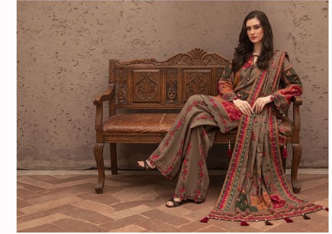Untitched Vintage Patchwork Printed Suit With Dupatta Siwss lawn Q1